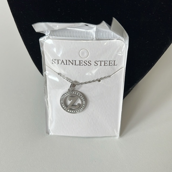 NWT Dainty Round Alphabet Necklaces - Picture 6 of 8